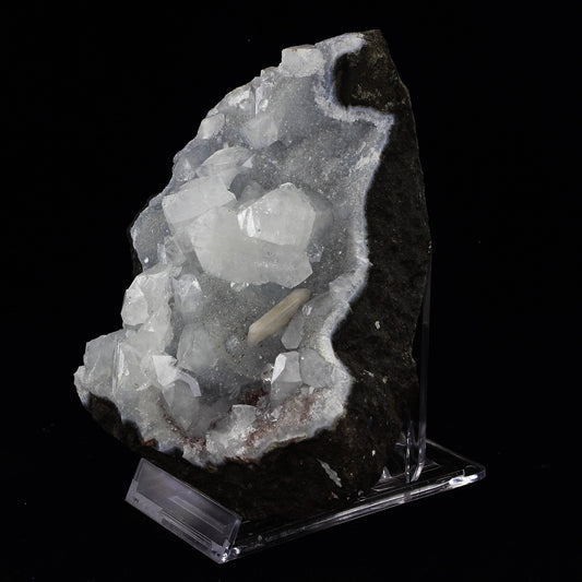 Apophyllite. 6460.0 carats. Wagholi, Pune, Maharashtra, Inde