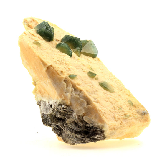 Hydroxylapatite + Microcline + Mica + Quartz. 2237.0 carats. Sapo mine, Minas Gerais, Brésil