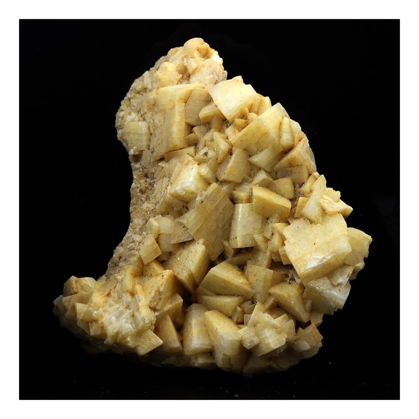 Dolomite. 445.0 carats. Mine de Mésage, Saint-Pierre-de-Mésage, France
