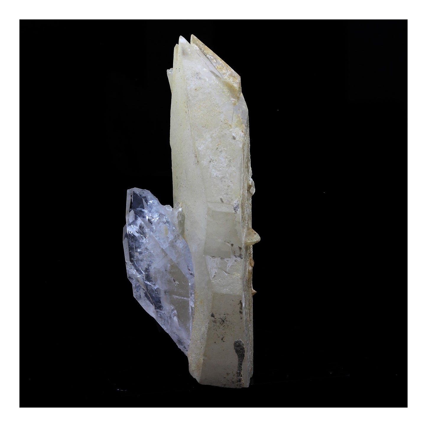 Quartz à Ame + Calcite. 266.0 carats. Le Noirey, Saint-Jean-de-Maurienne, Savoie, France