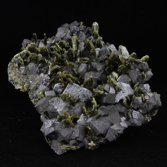 Diopside + Magnetite 6666.0 carats. En provenance de Chifeng, Inner Mongolia, Chine