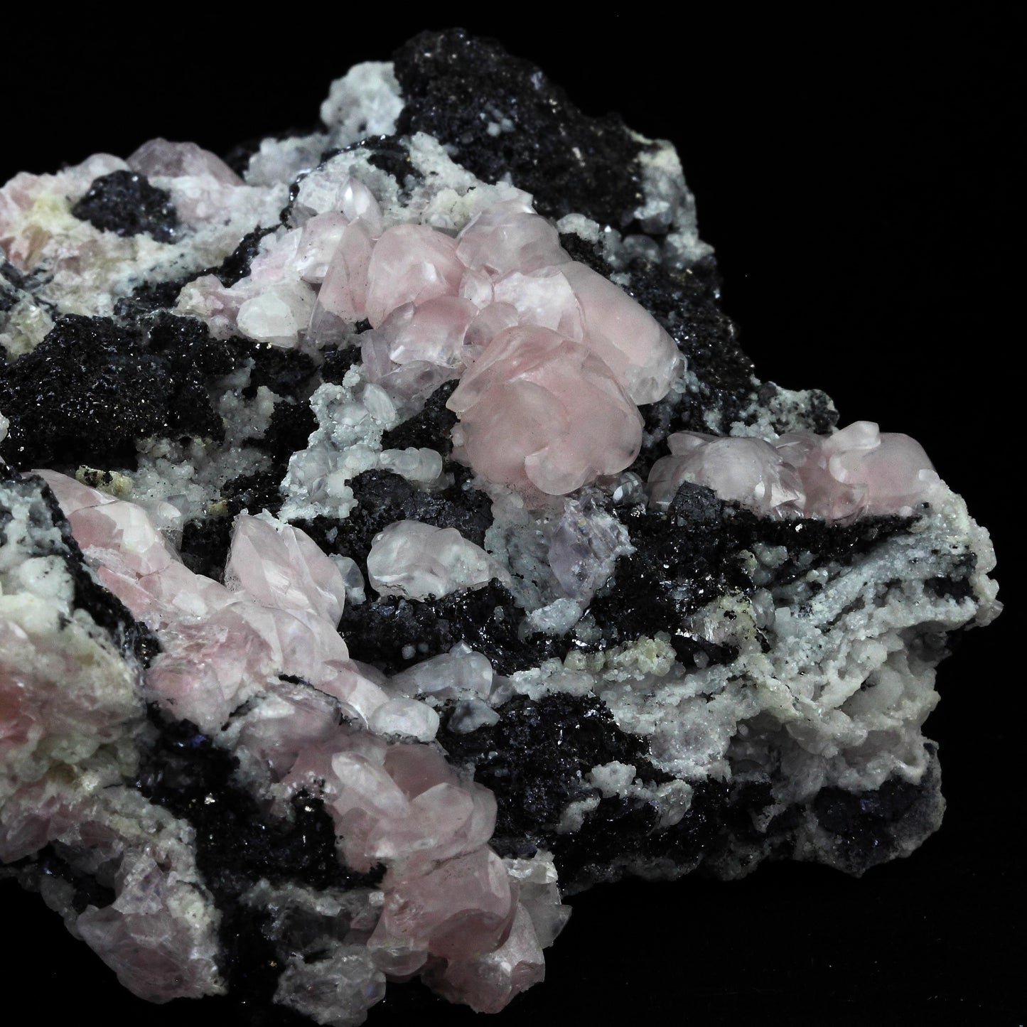 Calcite. 4994.0 carats. 2nd Sovetskii Mine, Dalnegorsk, Russie