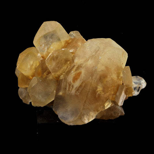 Calcite. 464.0 carats. La Sambre Quarry, Landelies, Belgique
