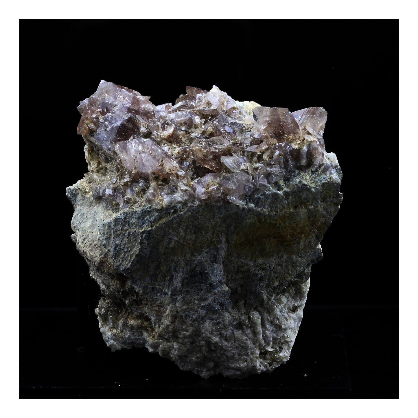 Axinite. 263.0 carats. Chamrousse, Belledonne, Isère, France