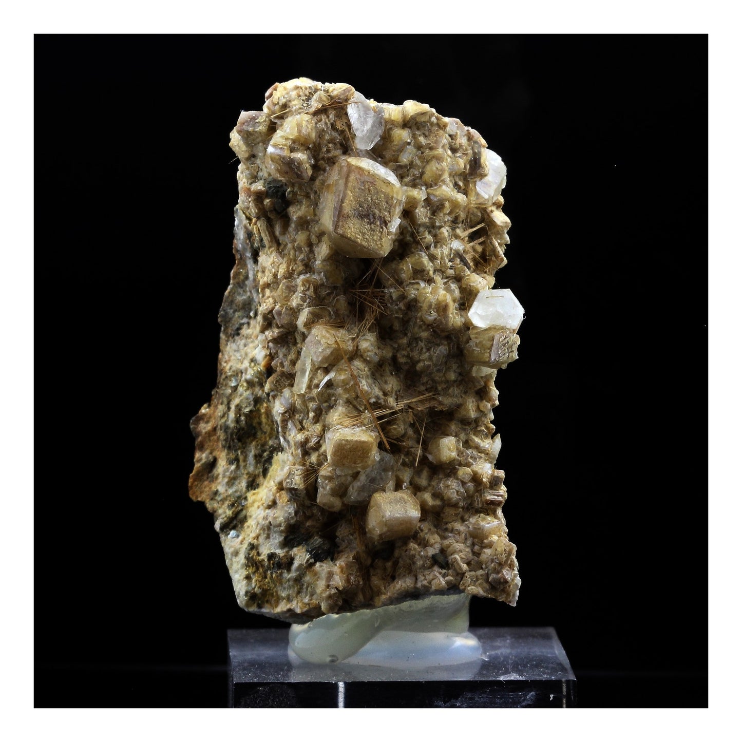 Rutile, Calcite. 682.0 carats. Reckingen, Valais, Suisse