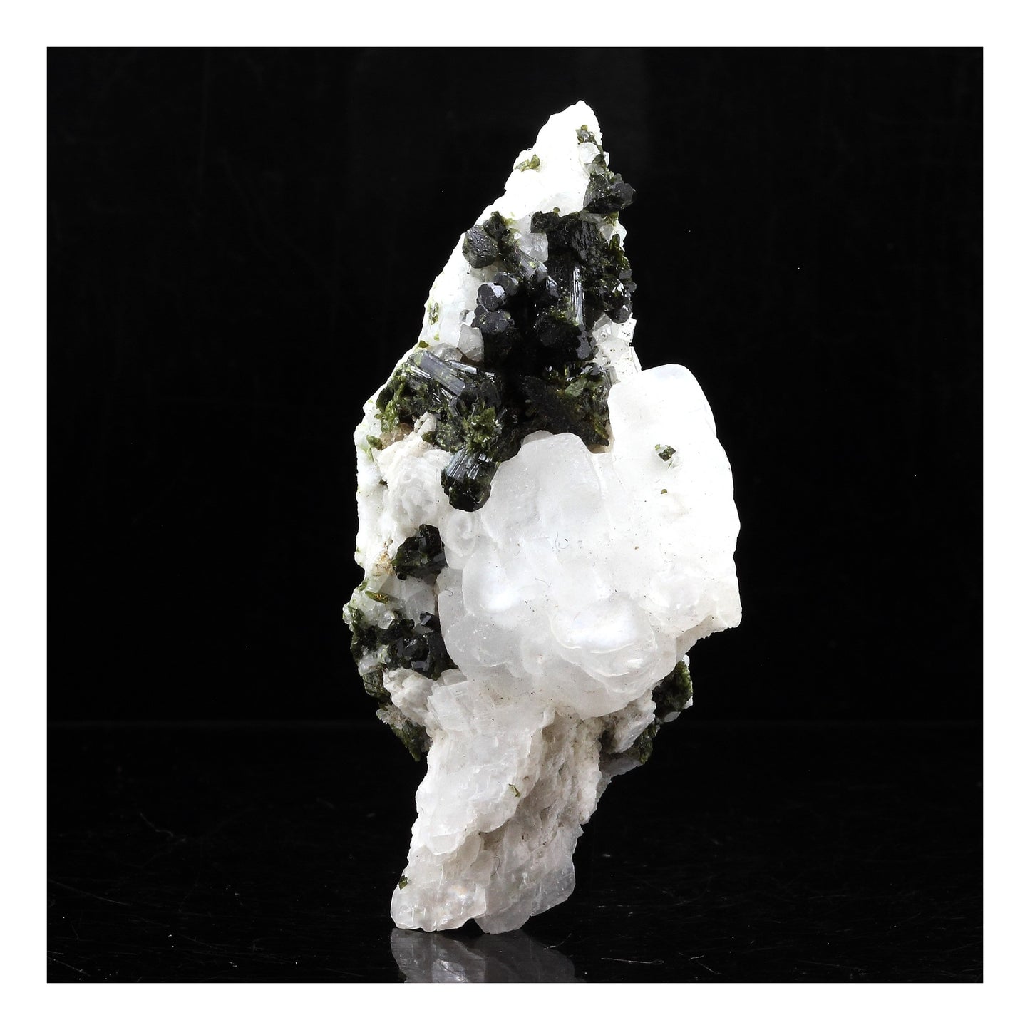Albite + Calcite + Epidote, 115.0 carats, Saint-Véran, Hautes-Alpes, Provence-Alpes-Côte d'Azur, France