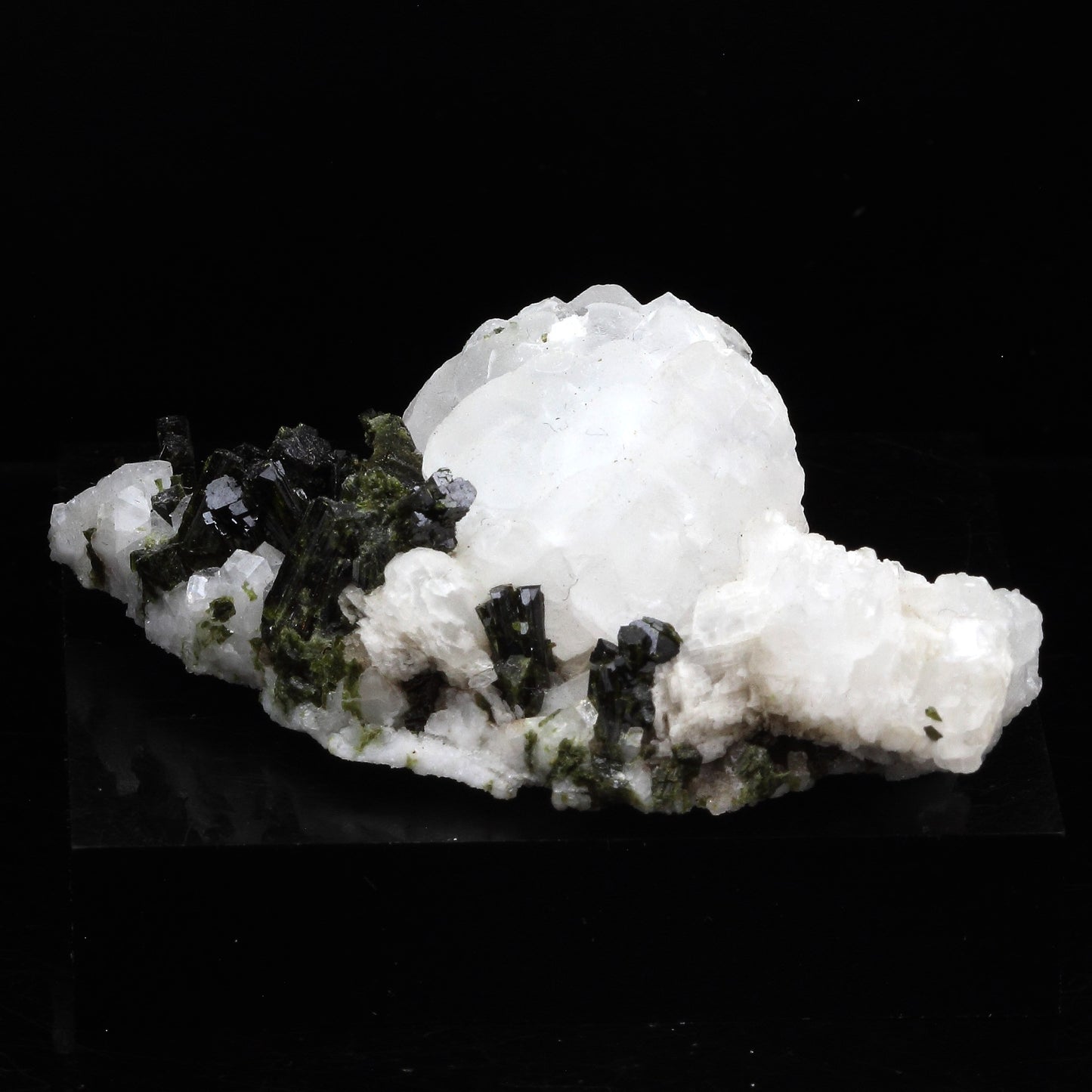 Albite + Calcite + Epidote, 115.0 carats, Saint-Véran, Hautes-Alpes, Provence-Alpes-Côte d'Azur, France