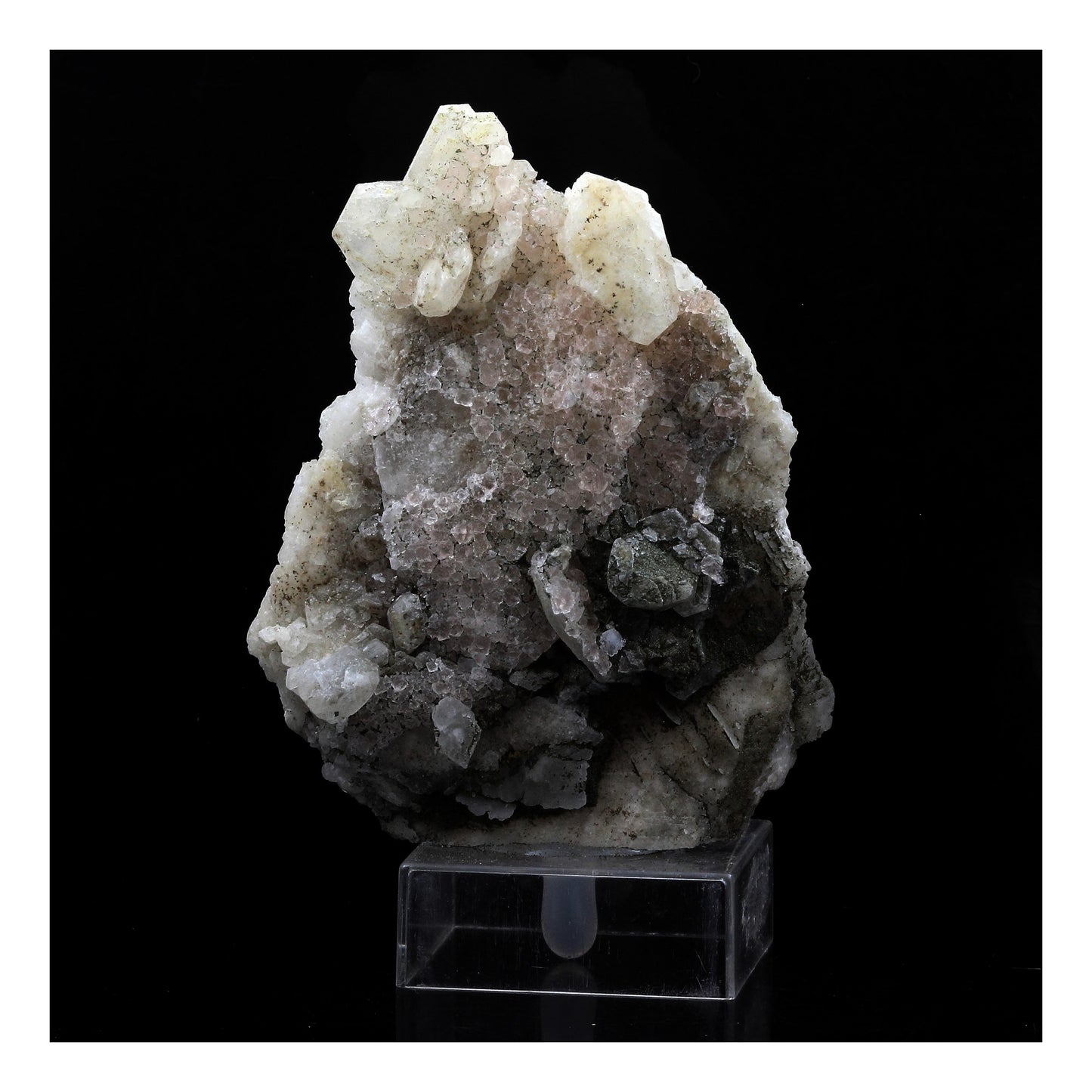 Fluorite rose + Calcite. 192.0 carats. Massif du Mont-Blanc, Haute-Savoie, France