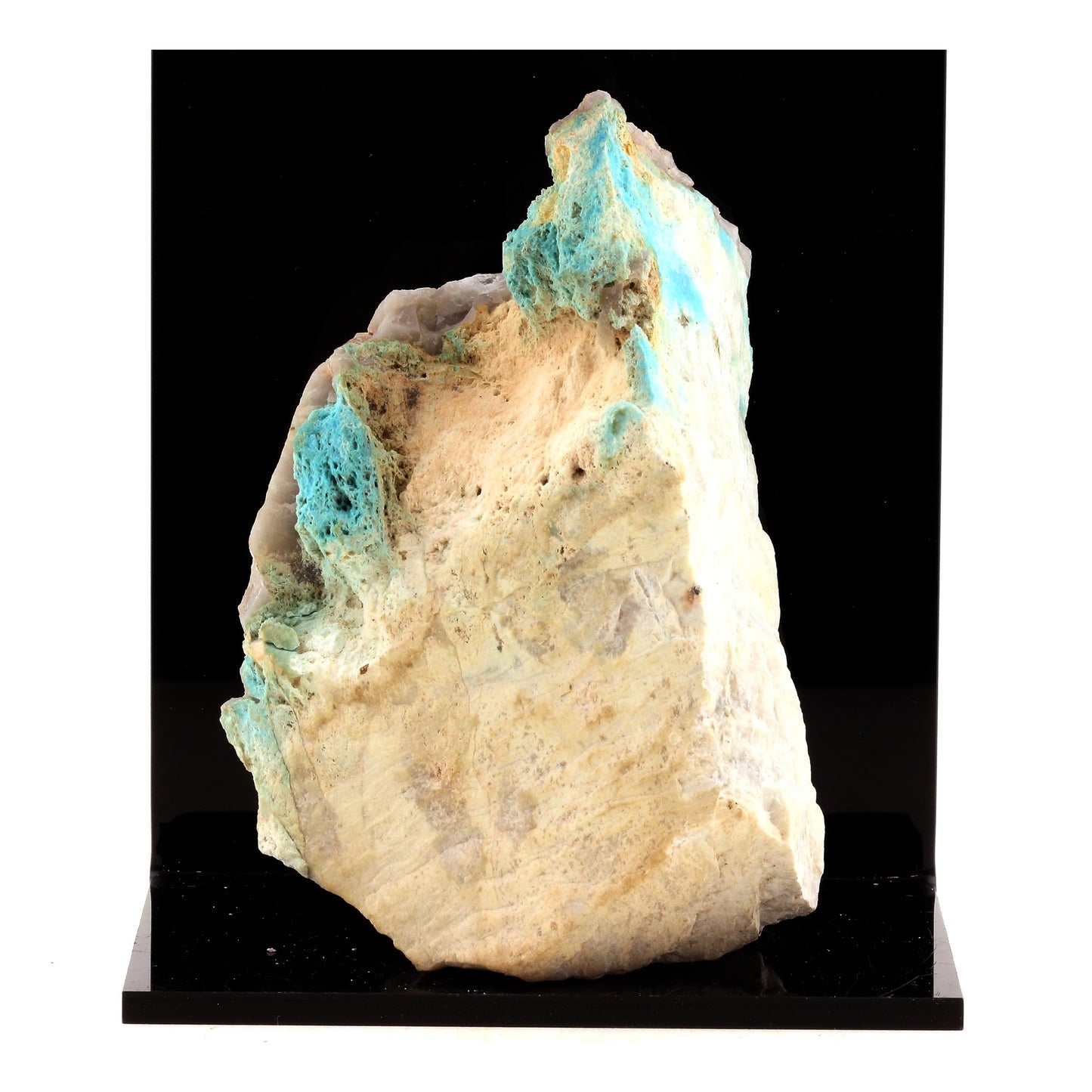 Turquoise + Amblygonite. 1825.0 carats. Montebras, Creuse, France