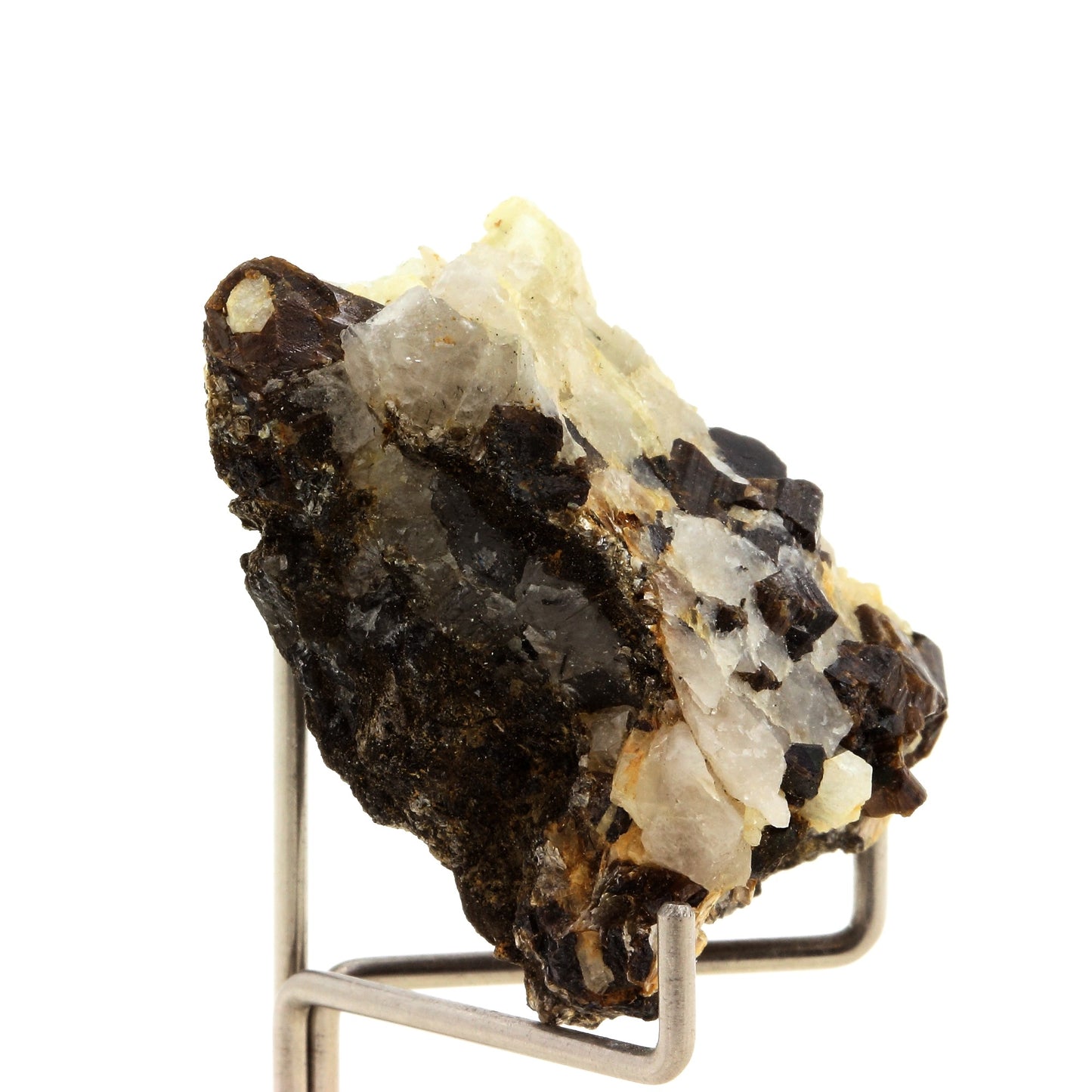 Cassiterite + Beryl. 139.0 carats. Lake Manyara, Arusha Region, Tanzanie