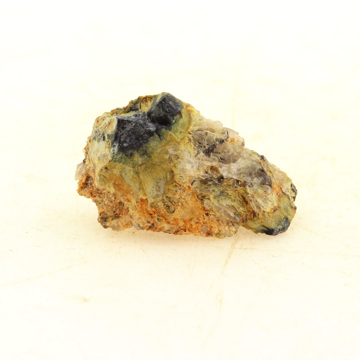 Bismuth + Zavaritskite + Russellite. 18.0 carats. Beauvoir, Échassières, France