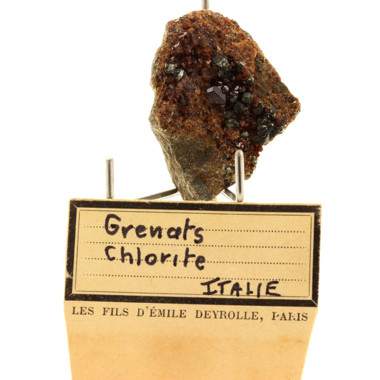 Hessonite + Chlorite. 115.0 carats. Bellecombe, Châtillon, Italie