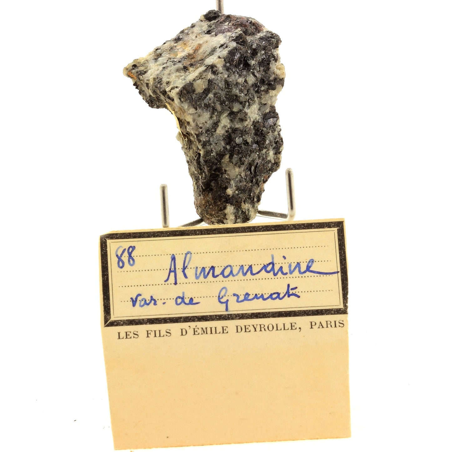 Grenat Almandin. 115.0 carats. Minas Gerais, Brésil