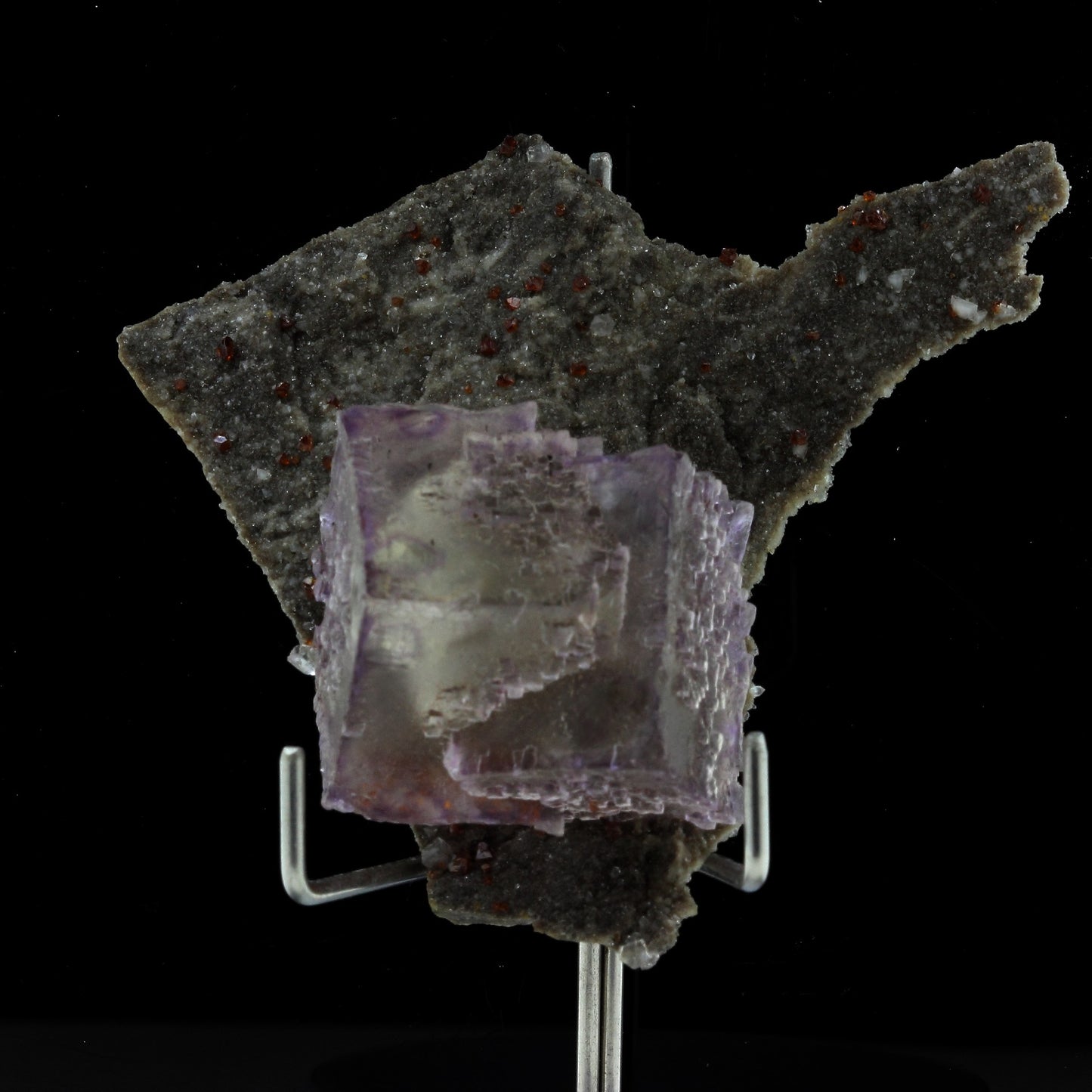 Fluorite + Sphalérite. 229.0 carats. Tri-State Mine, USA