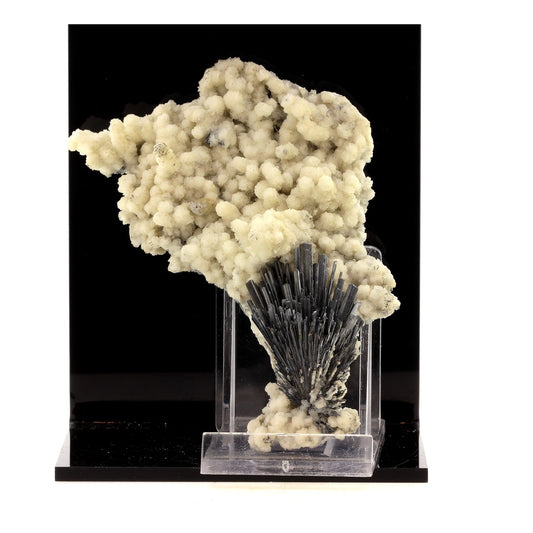 Stibine + Calcite, 521.0 carats, Herja Mine, Baia Mare, Roumanie