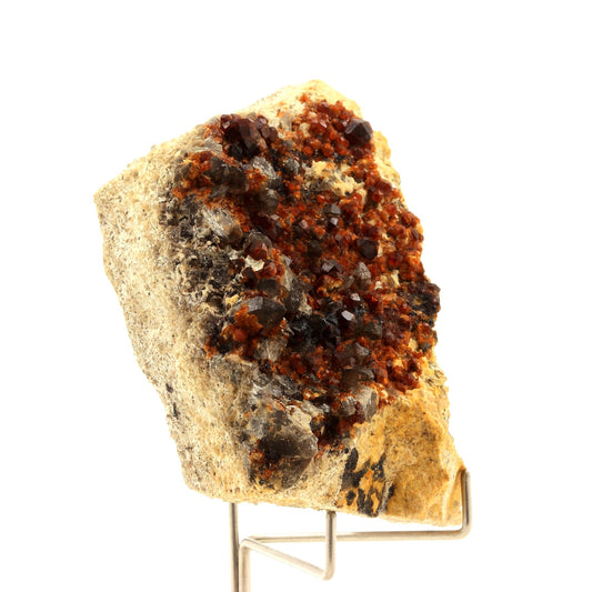 Grenat Hessonite + Clinochlore. 824.0 carats. Bellecombe, Châtillon, Italie