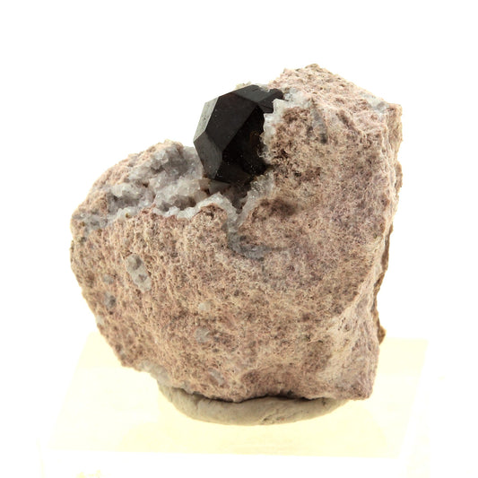 Grenat Almandin. 24.0 carats. Ely, Nevada, USA