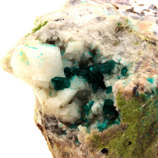Dioptase. 811.0 carats. Tsumeb Mine, Otjikoto Region, Namibie