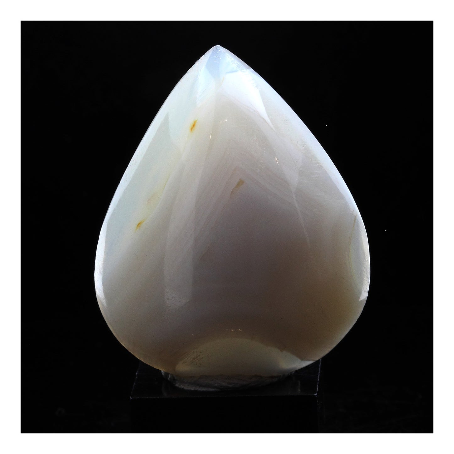 Agate rubanée en provenance de Ambato-Boeni, Boeny, Madagascar