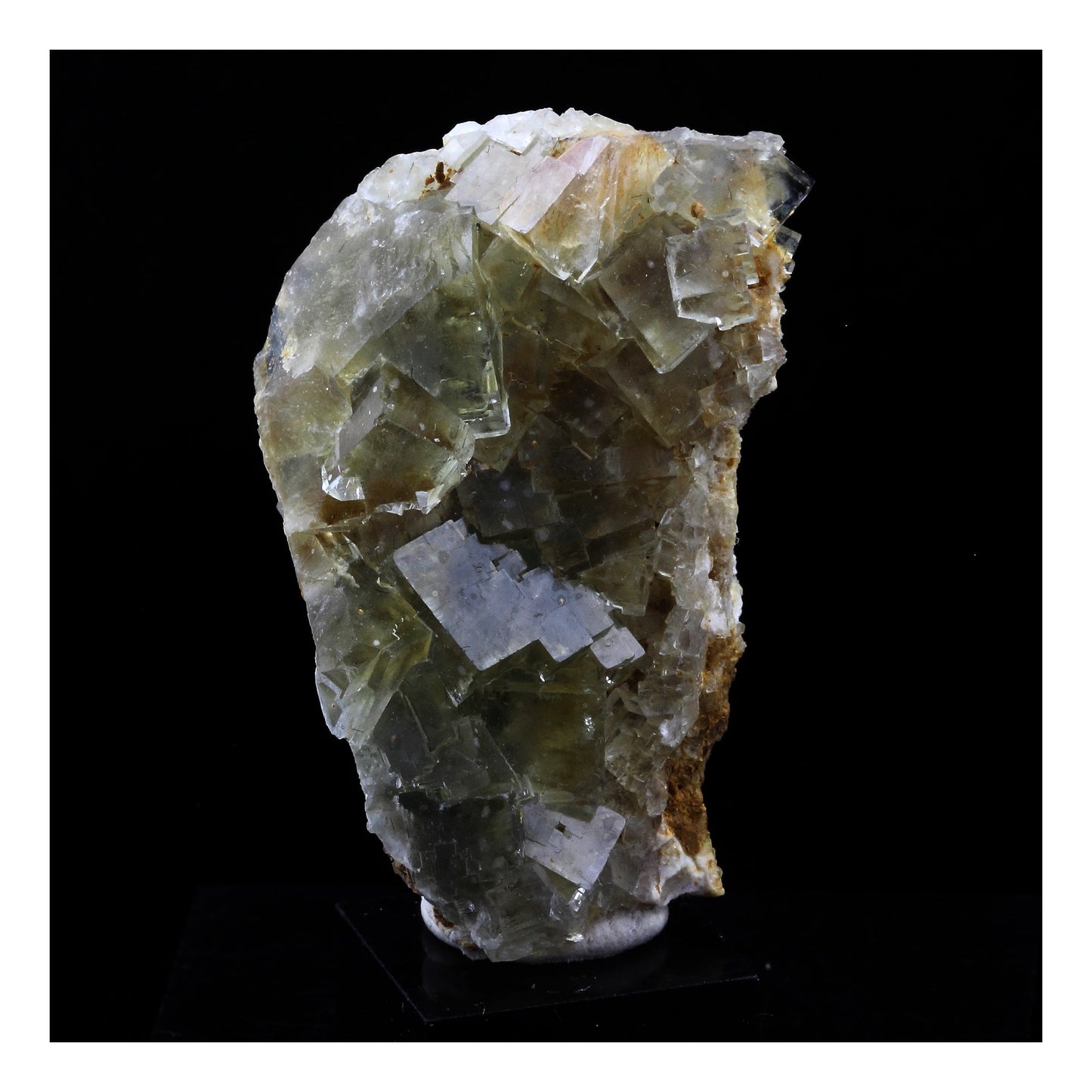 Fluorite. 162.0 carats. La Barre, Puy-de-Dôme, France