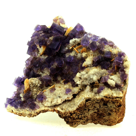 Fluorite + Baryte + Quartz. 3129.0 carats. La Cabaña, Berbes, Asturias, Espagne