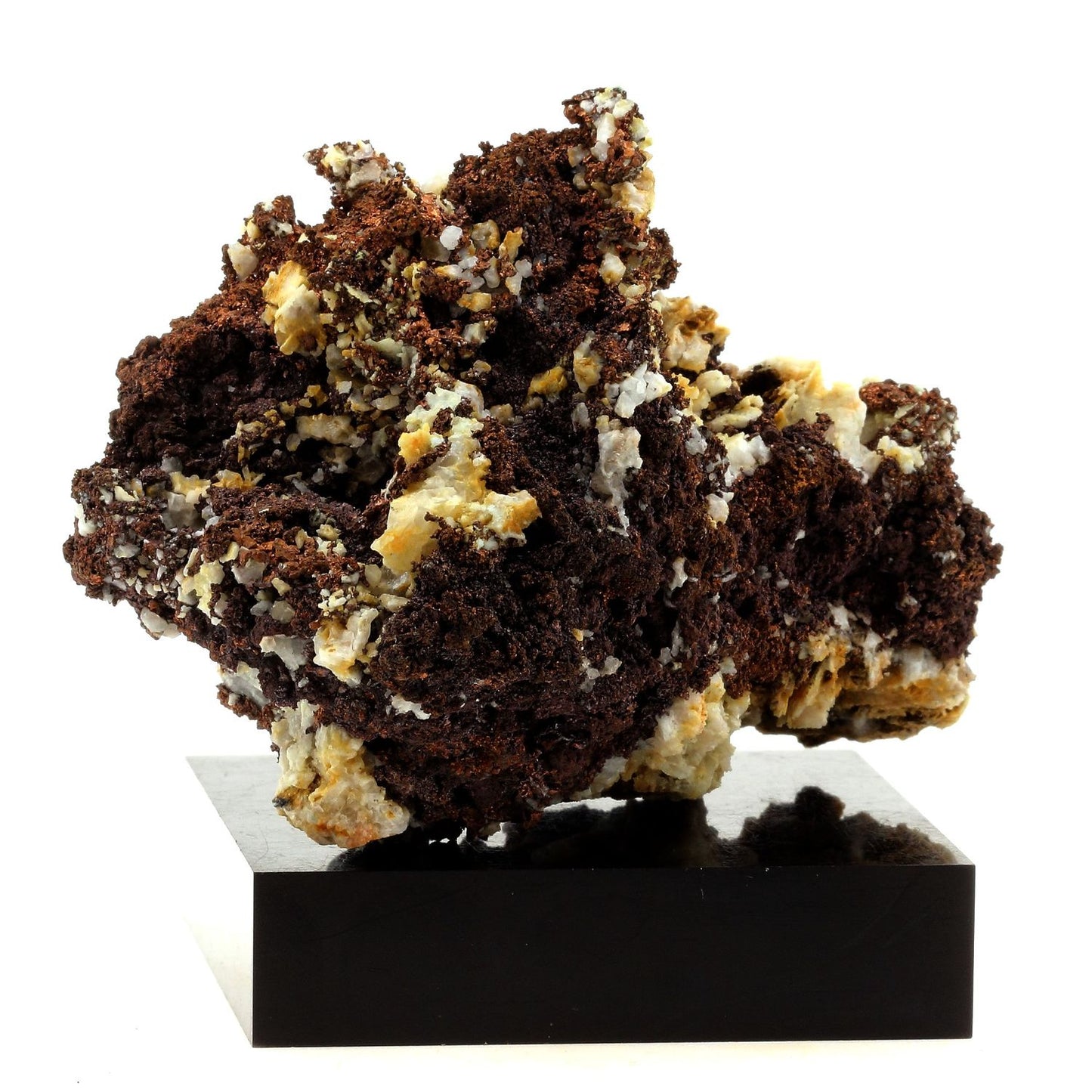 Cuivre natif. 3680.0 carats. Le Burg Mine, Tarn, France
