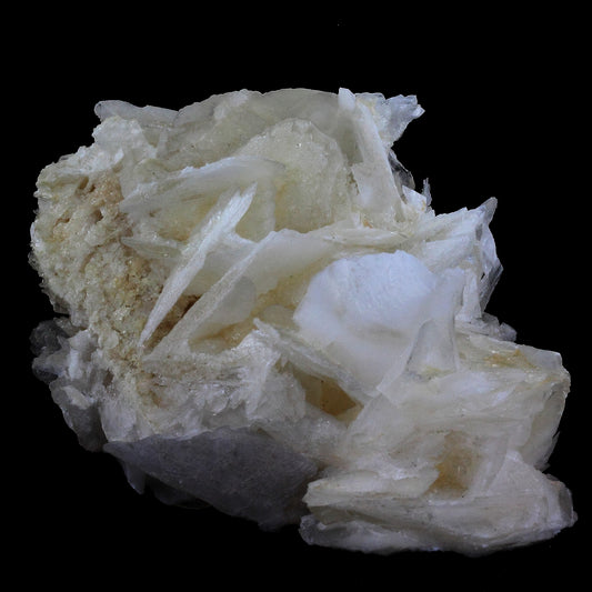 Calcite. 2700.0 carats. Mexique