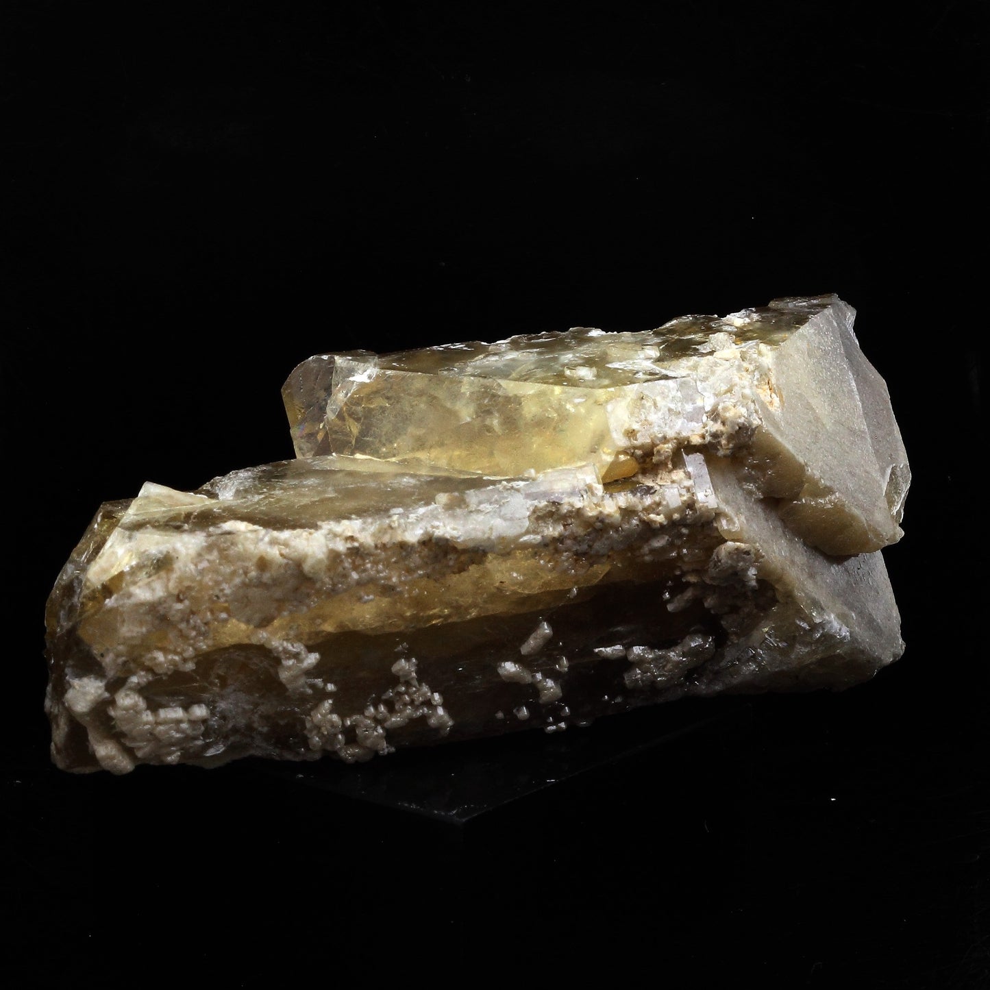 Baryte sceptre. 896.0 carats. Olloix, Puy-de-Dôme, France