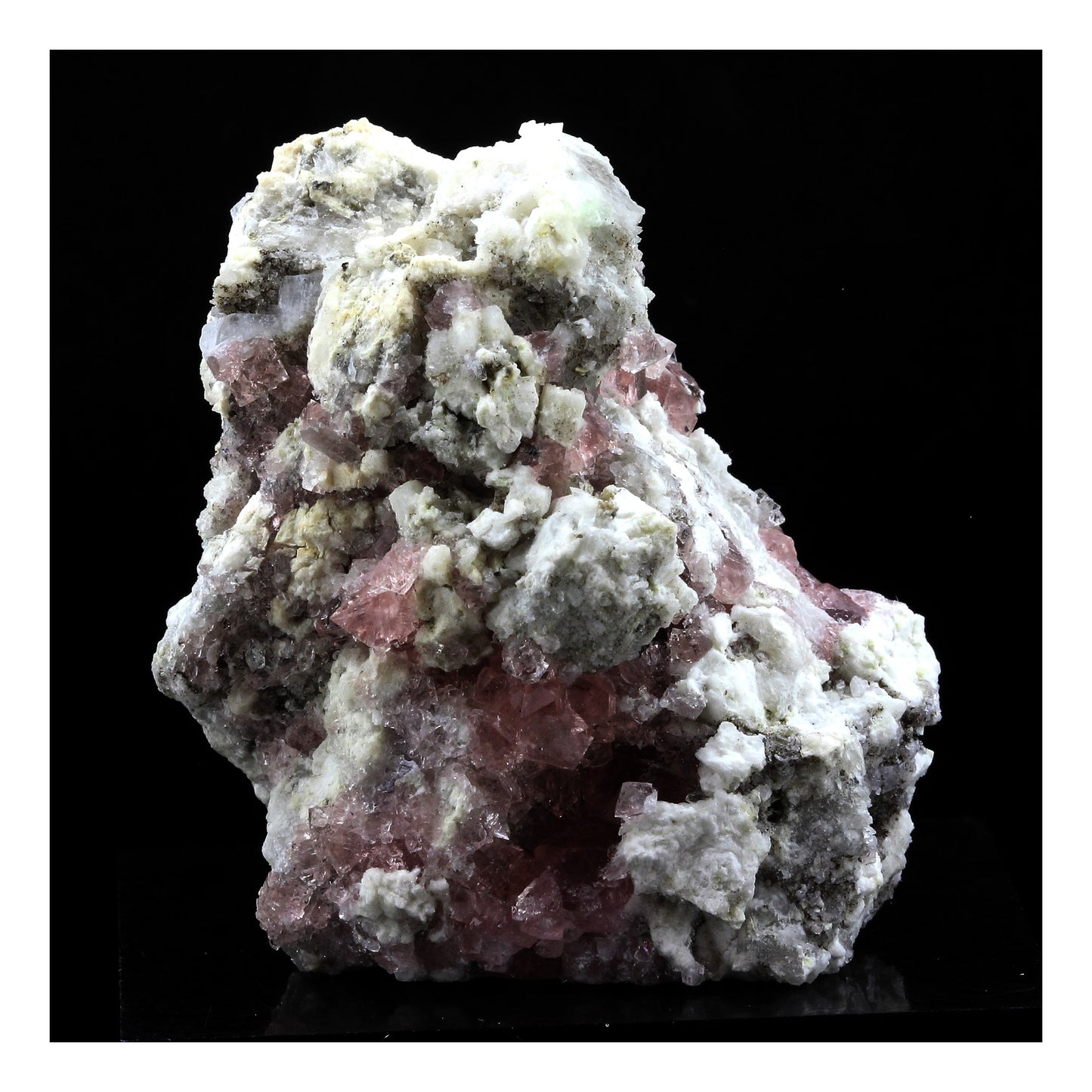 Fluorite rose. 297.0 carats. Massif du Mont-Blanc, Haute-Savoie, France
