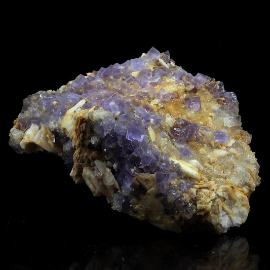 Fluorite + Baryte + Quartz. 1279.0 carats. La Cabaña, Berbes, Asturias, Espagne