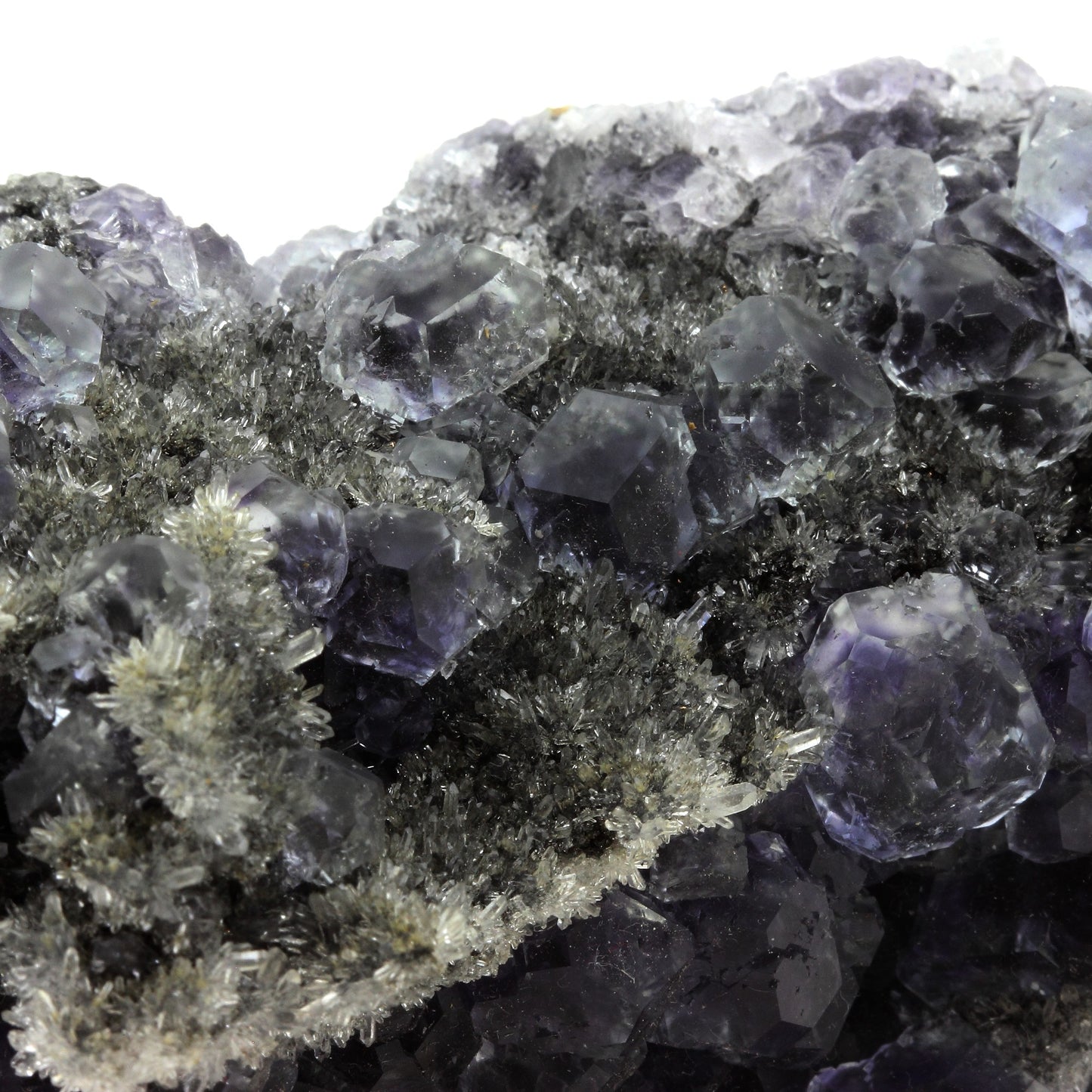 Fluorite + Quartz. 2816.0 carats. Hunan, Chine