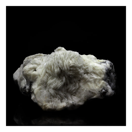 Baryte. 1014.0 carats. Les Malines, Saint-Laurent-le-Minier, Occitanie, France