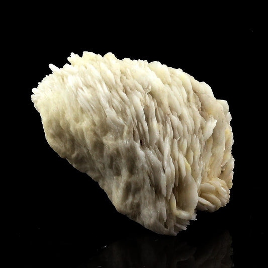 Baryte. 250.0 carats. Les Malines, Saint-Laurent-le-Minier, Occitanie, France
