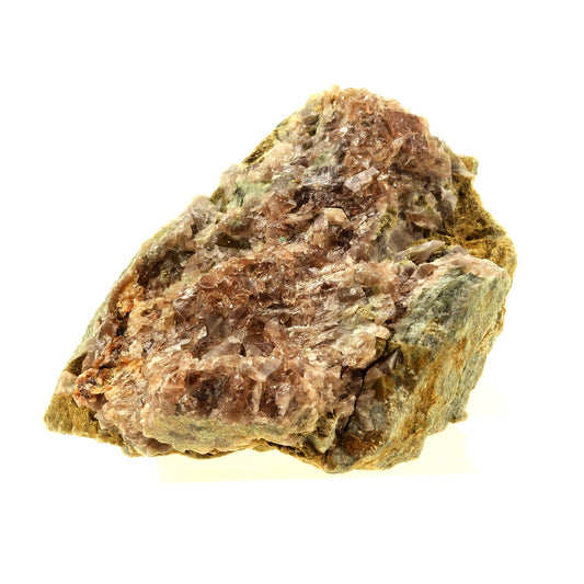 Axinite. 143.0 carats. La Balme d'Auris, Bourg d'Oisans, Isère, France