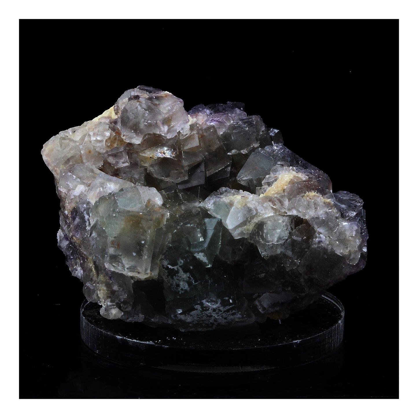 Fluorite + Quartz. 136.0 carats. Fontsante Mine, Var, France