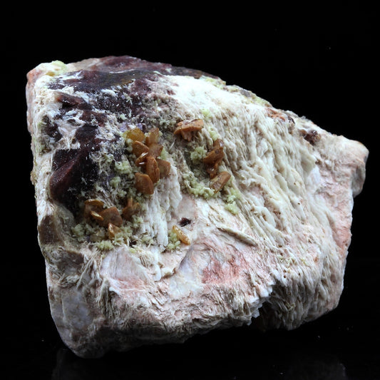 Wulfenite + Baryte. 294.0 carats. Lantignié, France