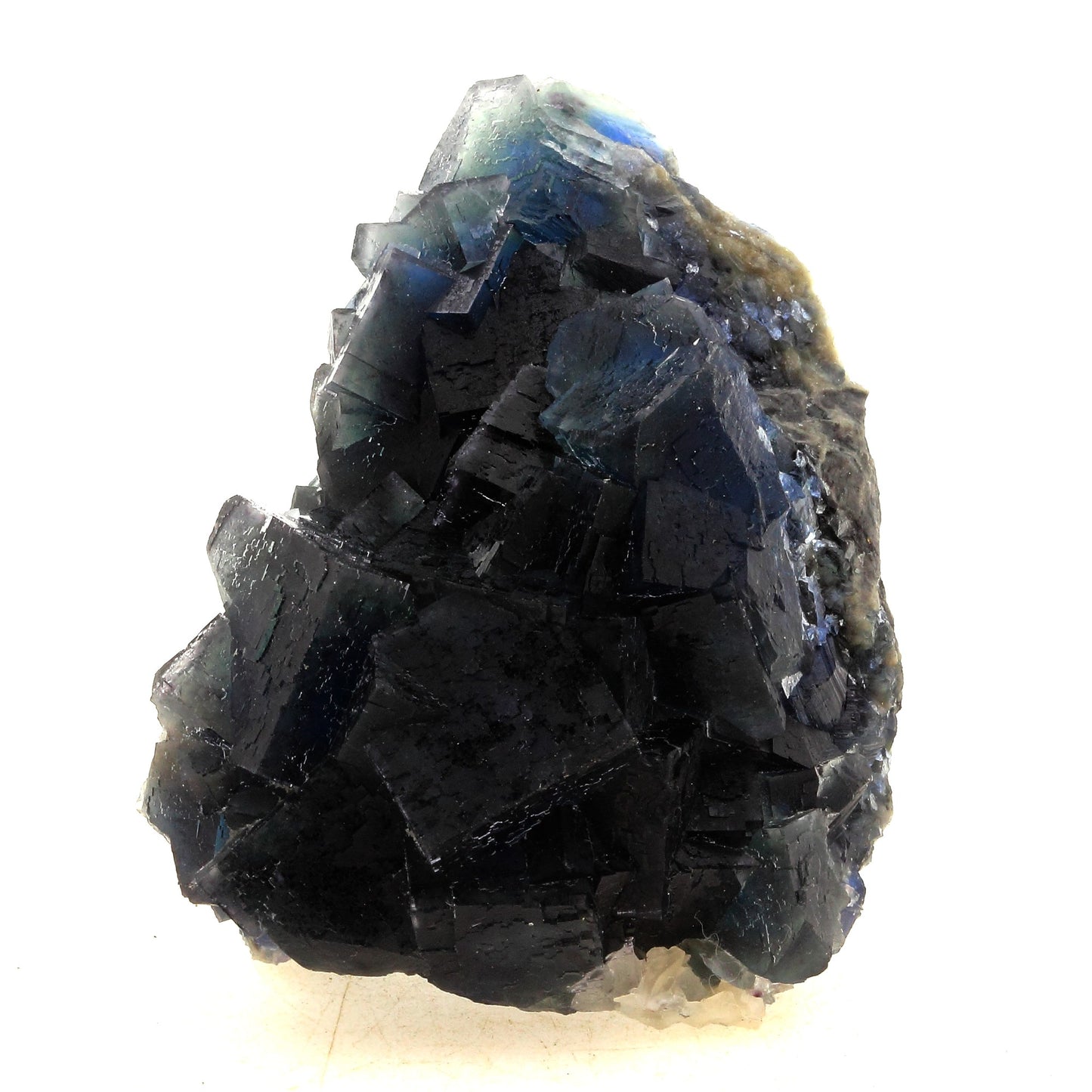 Fluorite. 344.0 carats. Hunan, Chine