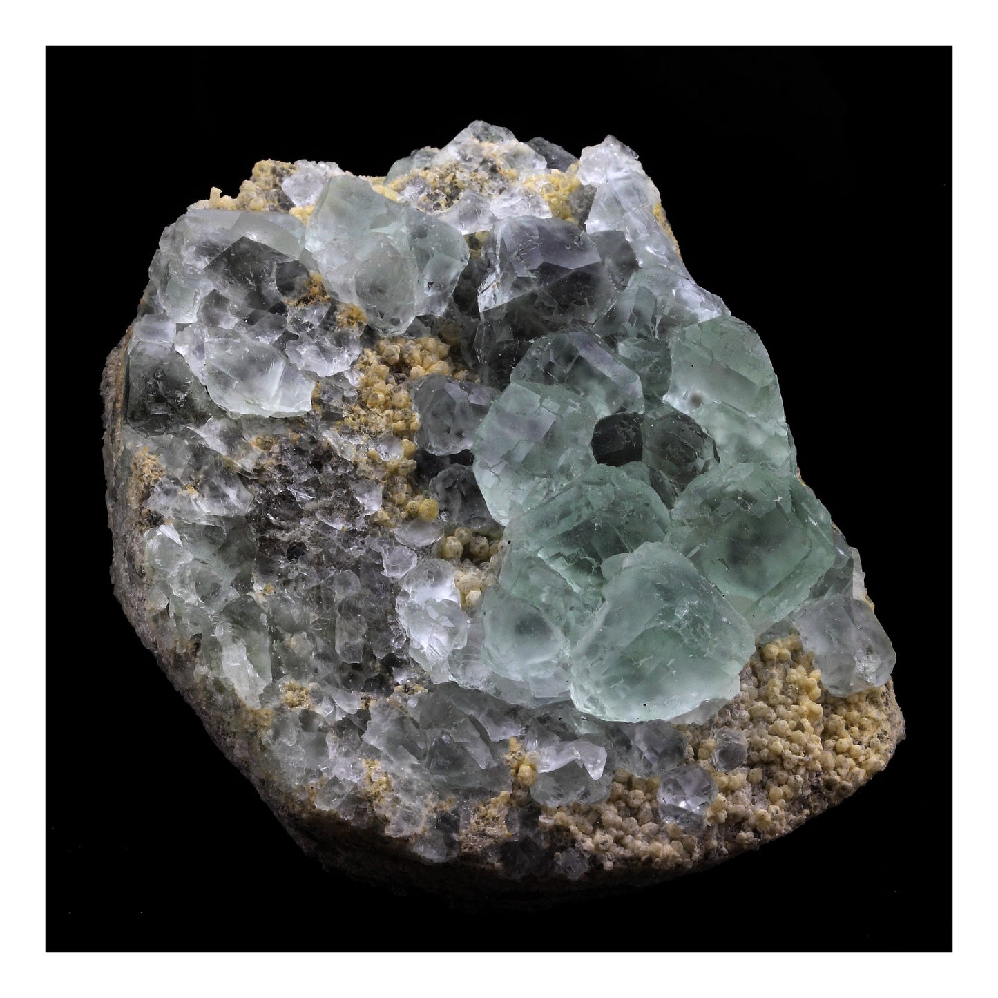 Fluorite. 1183.0 carats. Hunan, Chine
