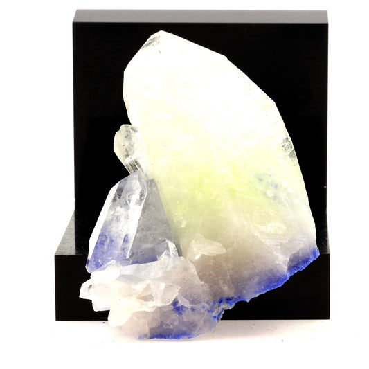 Quartz + Dumortierite, 1083.0 carats, Vaca Morta quarry, Bahia, Brésil