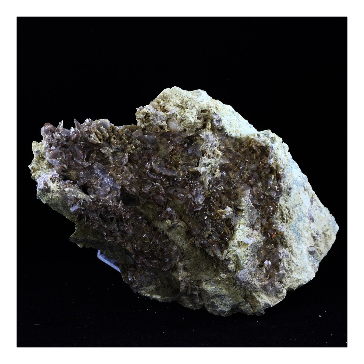 Axinite. 4871.0 carats. Col de la Pointe Vaudaine, Revel, Isère, France