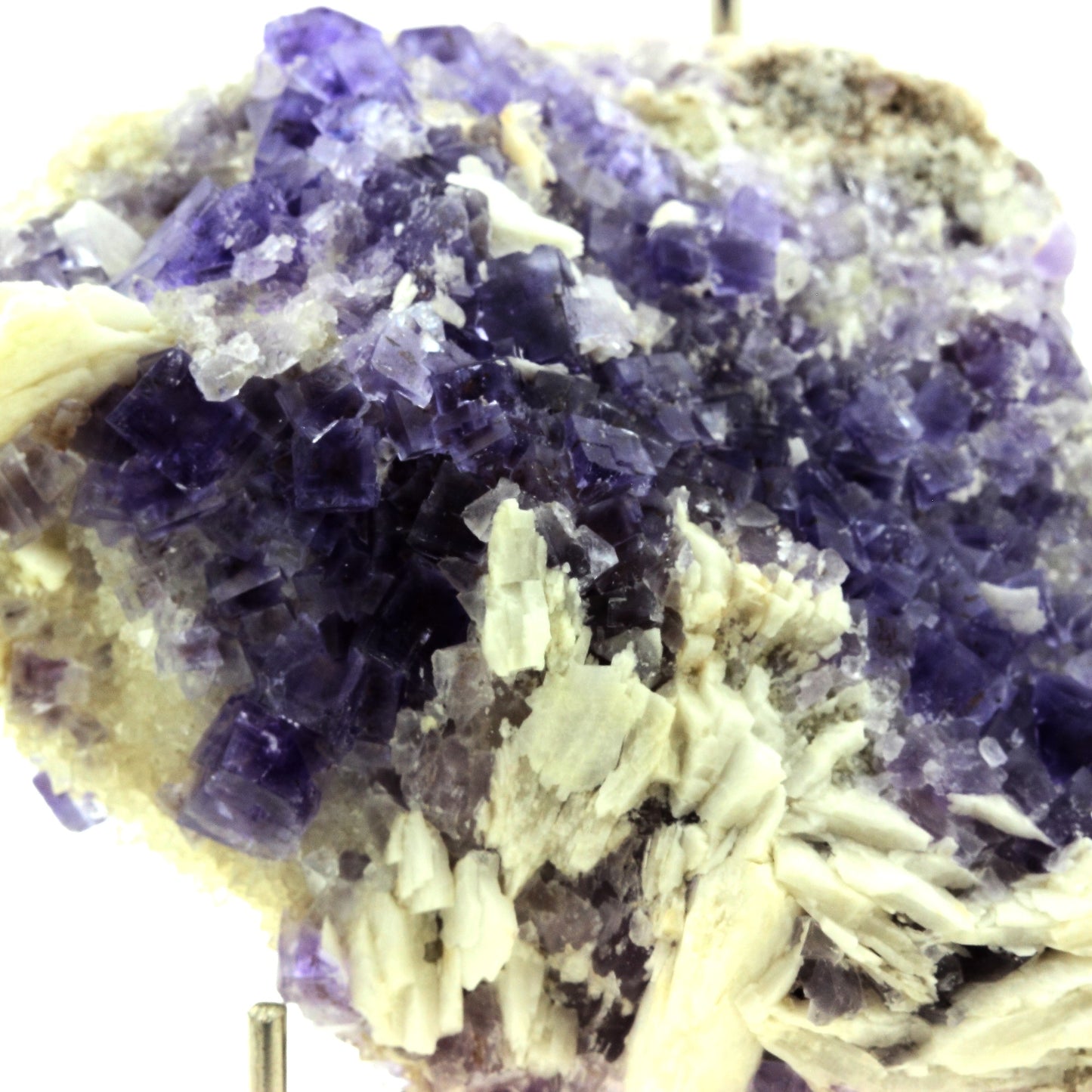 Fluorite + Quartz + Baryte. 1342.0 carats. La Cabaña, Berbes, Asturias, Espagne
