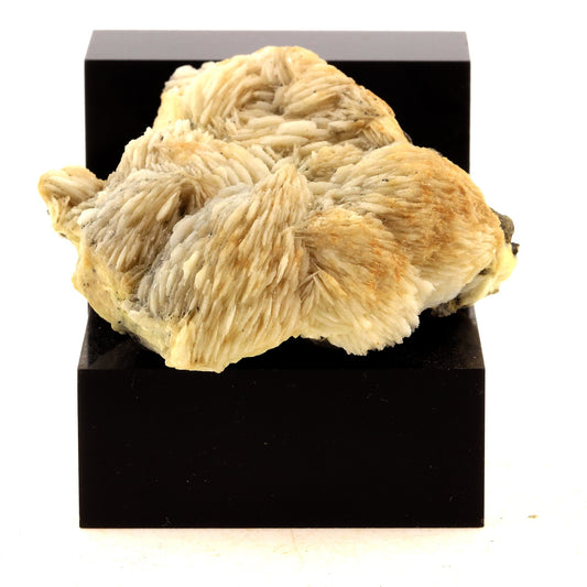 Baryte. 718.0 carats. Les Cèdres, Saint-Laurent-le-Minier, France