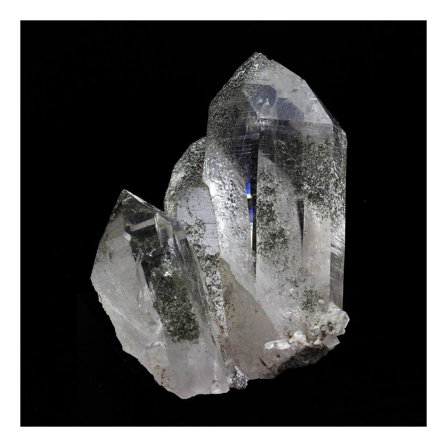 Quartz hyalin + Chlorite. 220.0 carats. Plan du Lac, Oisans, Savoie, France