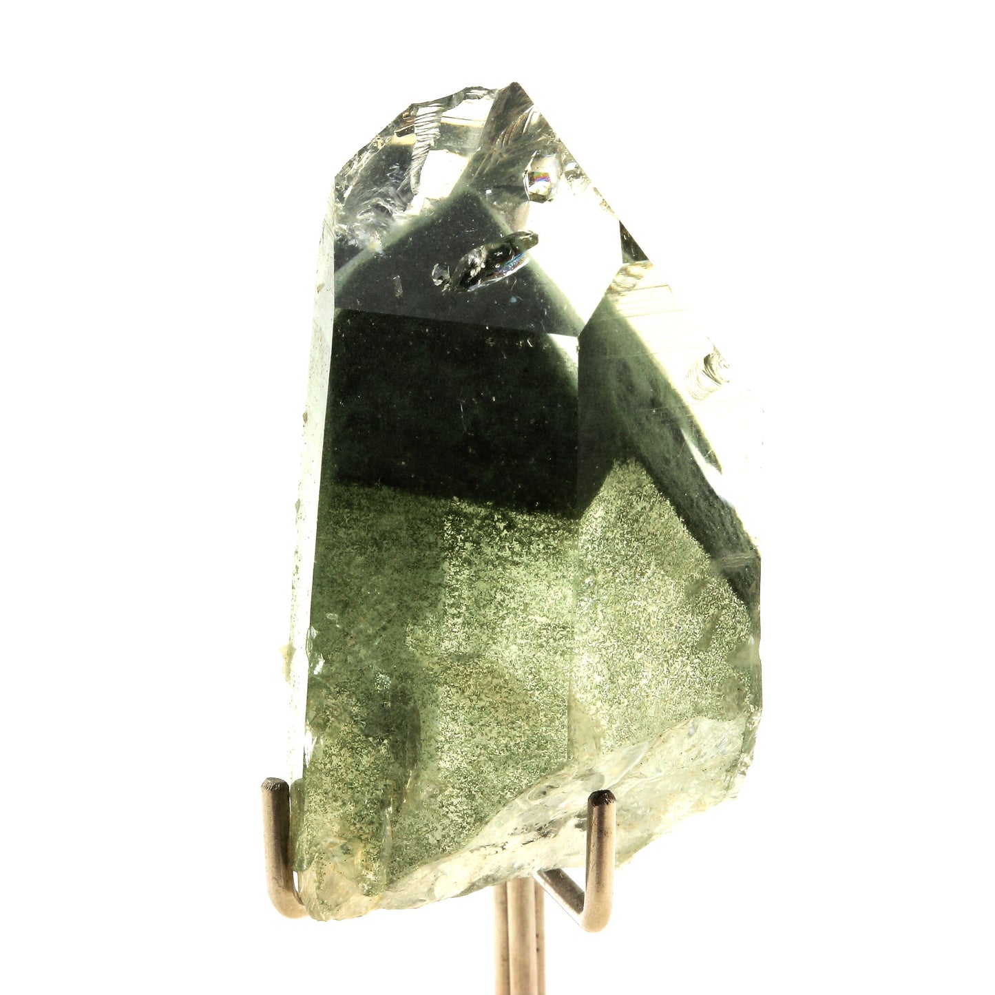 Quartz fantôme + chlorite. 5.53 carats. Oisans, Isère, France