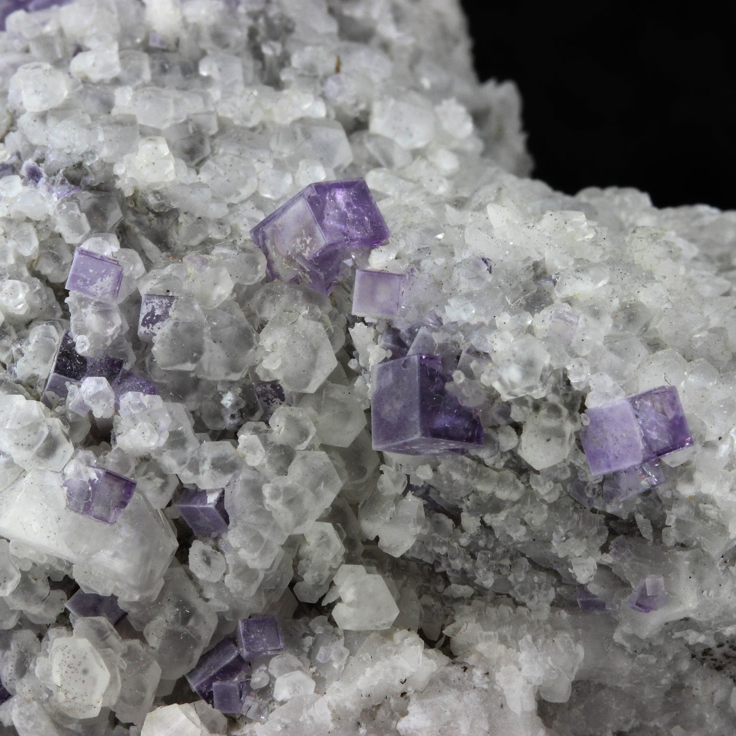 Fluorite + Calcite. 907.0 carats. Saint-Péray, Ardèche, France