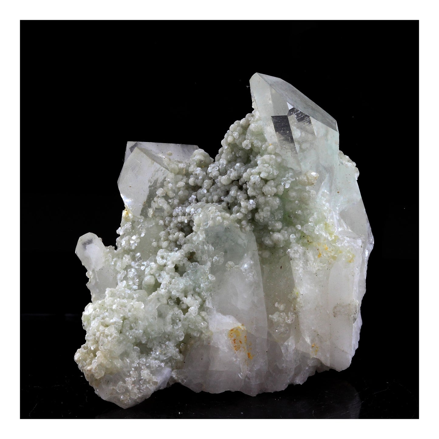 Quartz + Cookeite. 275.0 carats. Clavans, Bourg d'Oisans, France