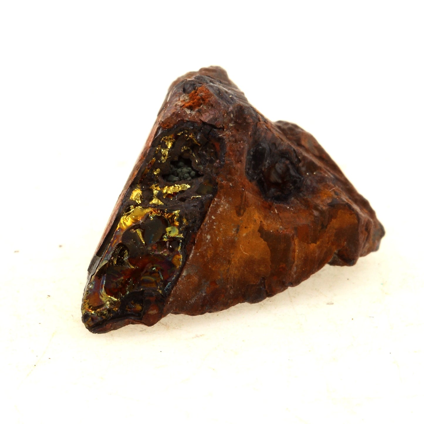 Chalcopyrite. 24.0 carats. La Gardette, Bourg d'Oisans, France