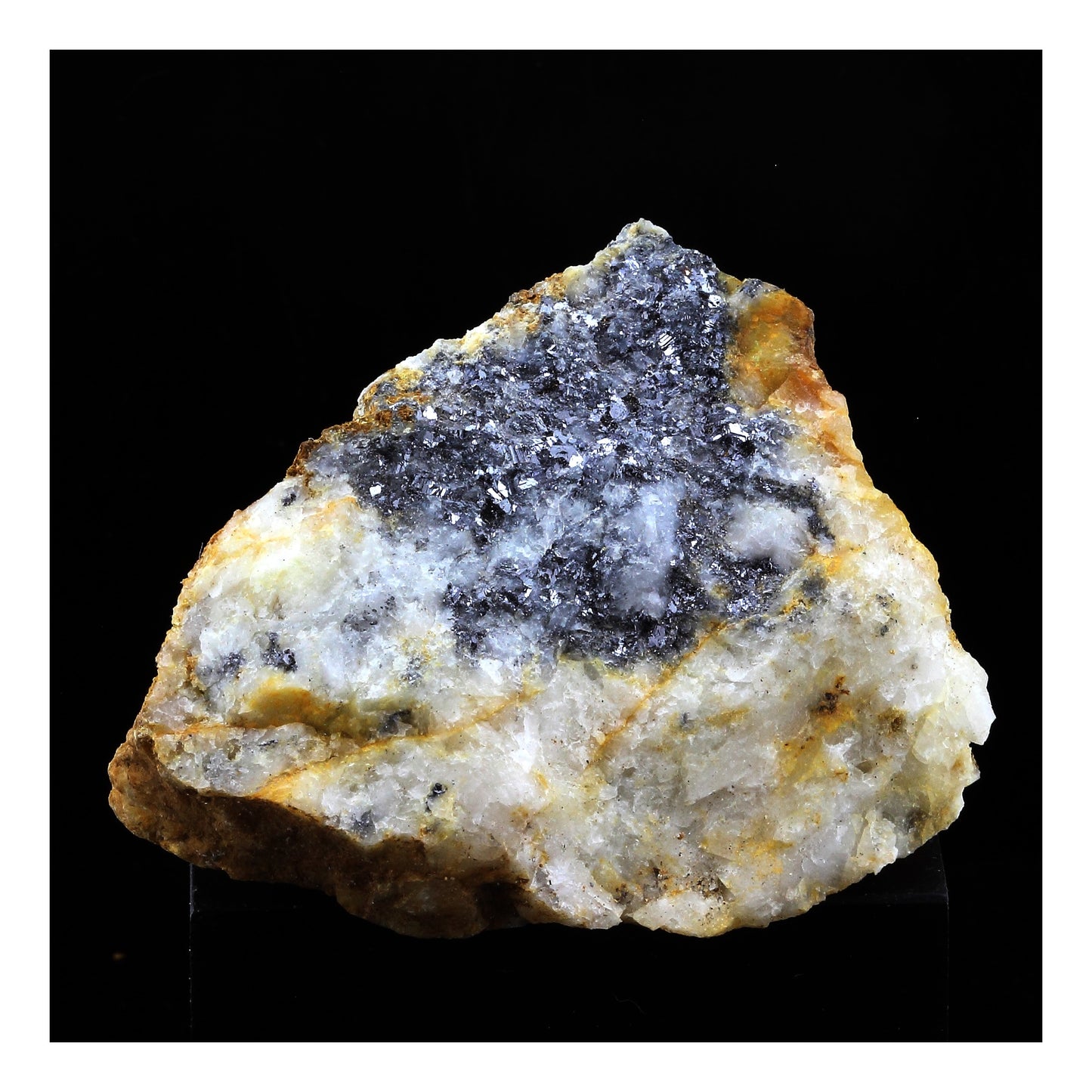 Galène argentifère + Quartz. 292.0 carats. Oulles, Oisans, France