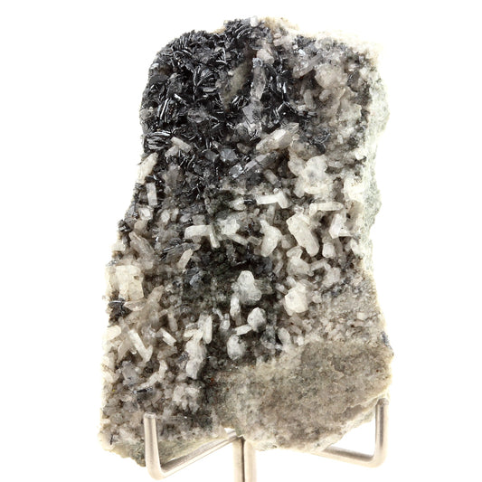 Hematite + Albite en provenance de Clot d'Outre, Saint Christophe-en-Oisans, France