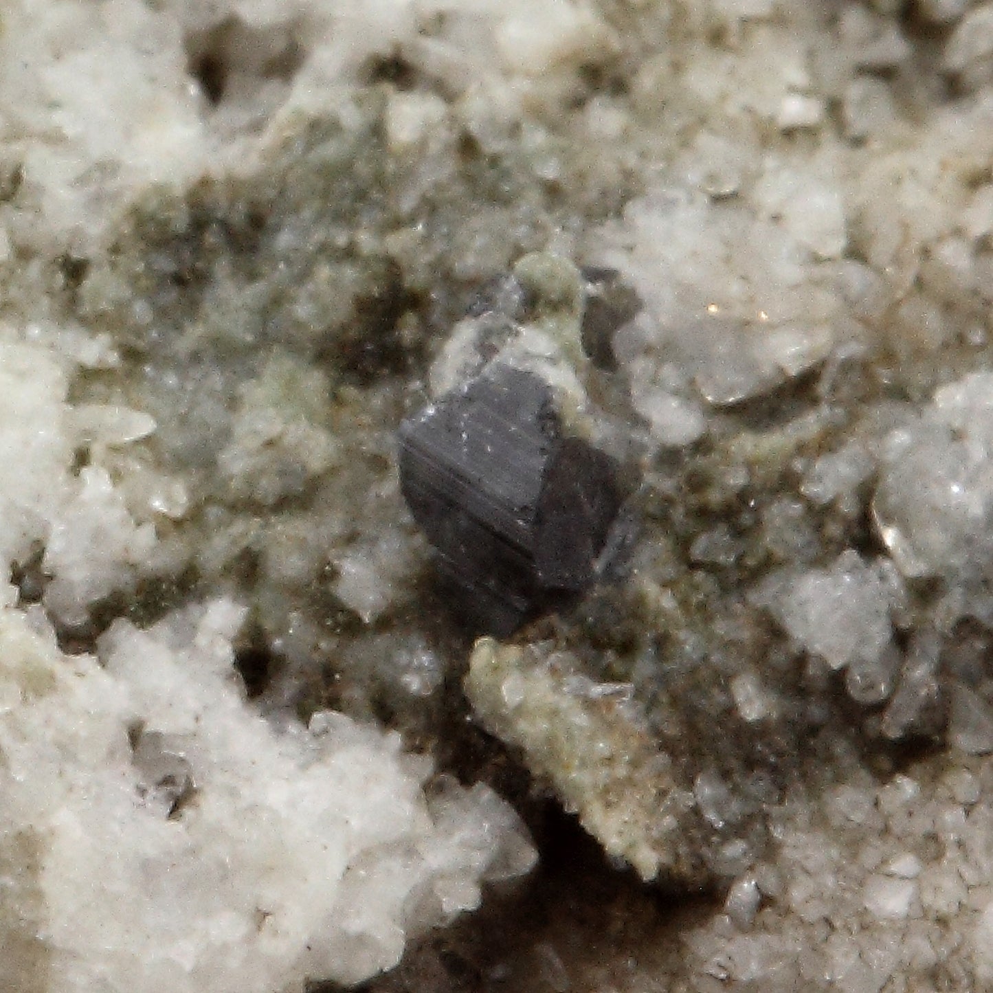 Anatase. 76.5 carats. Sarenne, Oisans, Isère, France